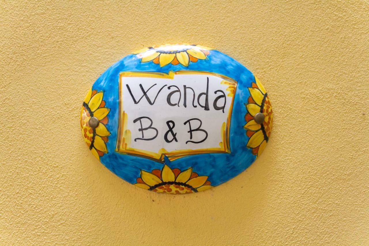 Wanda Bed&Breakfast Неаполь Екстер'єр фото